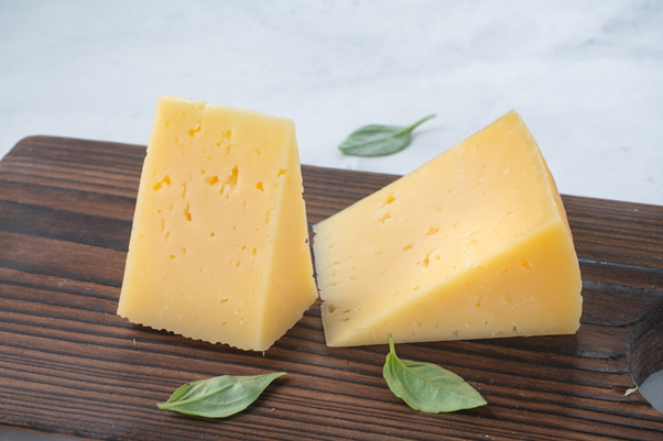 Reducing Cheese Waste: Strategies for Optimal Usage in Commercial Kitchens.