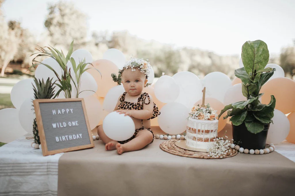 Theme ideas for baby’s first birthday cake