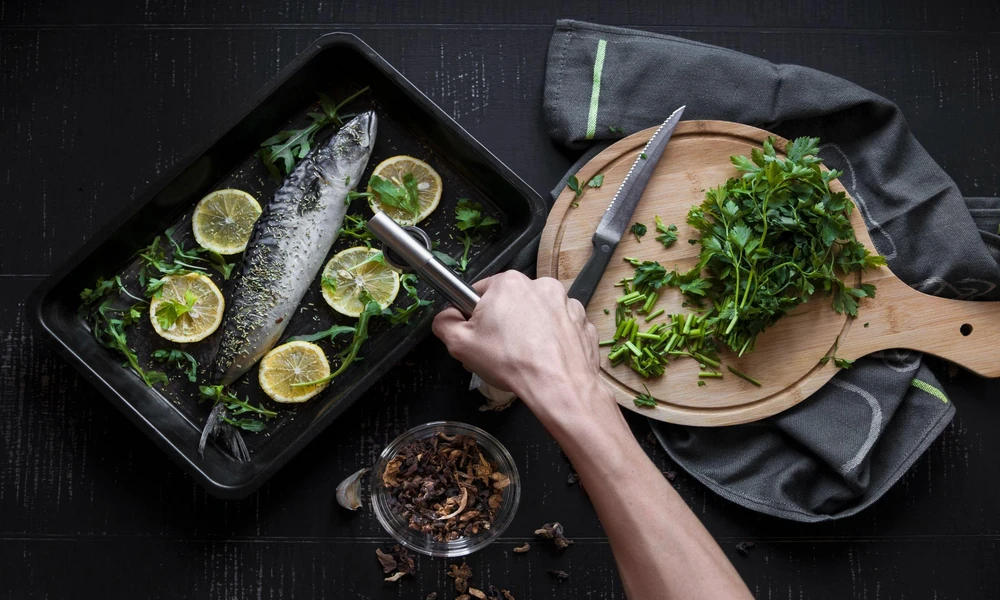 Evaluating Delivery Fees against Wholesaler Discounts for Premium Whole Fish for Sale Online