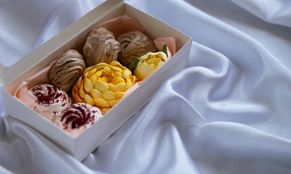 How to Secure Last-Minute Express Boxes of Mini Desserts in Singapore Online
